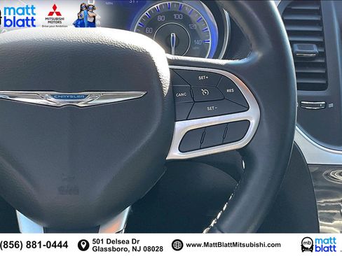 Used 2019 Chrysler 300 Touring w/ Sport Appearance Package image 21
