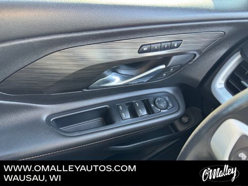 Used 2020 GMC Terrain SLT w/ Preferred Package image 19