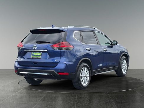 Used 2020 Nissan Rogue SV FWD image 9
