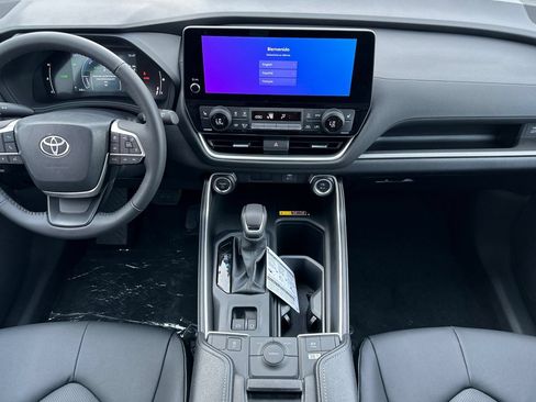New 2026 Toyota Grand Highlander XLE FWD image 15