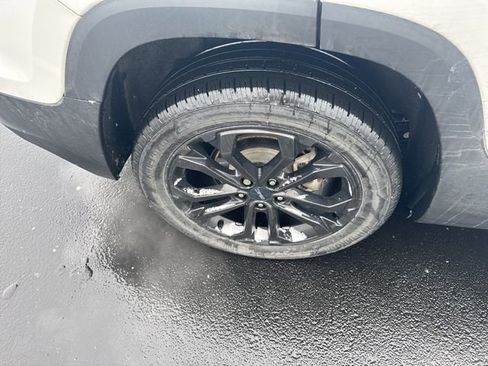 Used 2021 GMC Terrain SLT w/ Infotainment Package II image 12