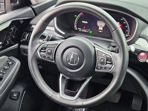 Used 2024 Acura MDX image 11