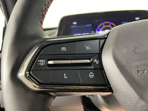 Used 2024 Chevrolet Traverse RS w/ LPO, Floor Liner Package AWD/4WD image 9
