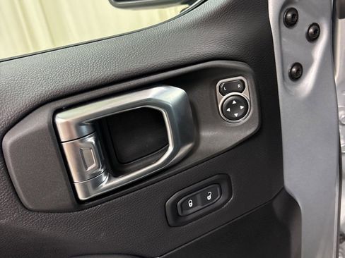 Used 2023 Jeep Wrangler Unlimited Sahara w/ Cold Weather Group image 20