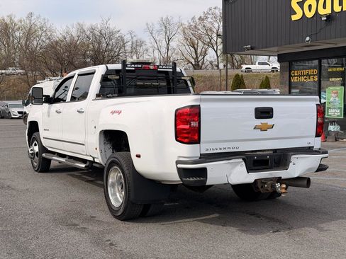 Used 2017 Chevrolet Silverado 3500 LT w/ LT Convenience Package image 7