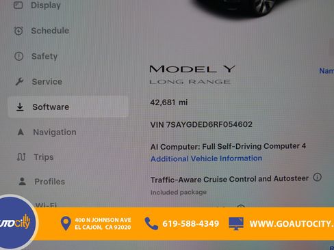 Used 2024 Tesla Model Y Long Range RWD image 3