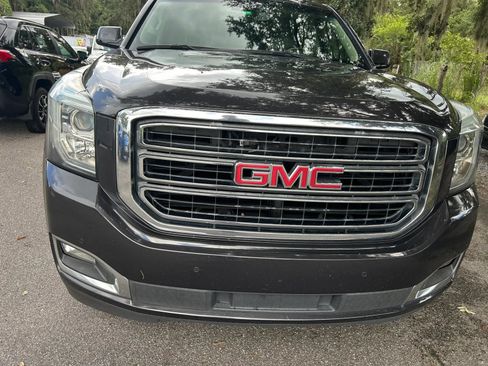 Used 2018 GMC Yukon XL SLT w/ HD Trailering Package RWD image 3