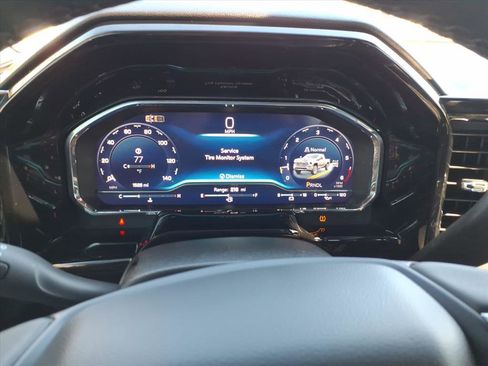 Used 2025 Chevrolet Silverado 2500 LT image 22