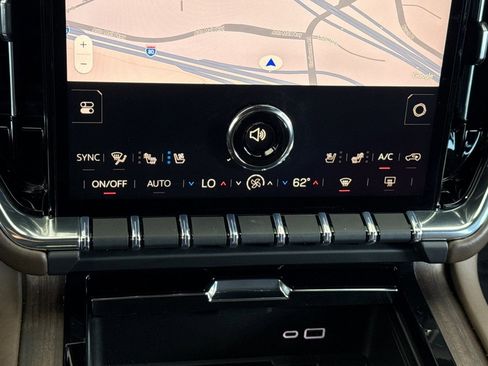 Used 2026 GMC Yukon XL Denali Ultimate AWD/4WD image 25