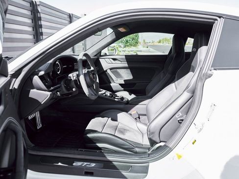 Used 2022 Porsche 911 GT3 image 27