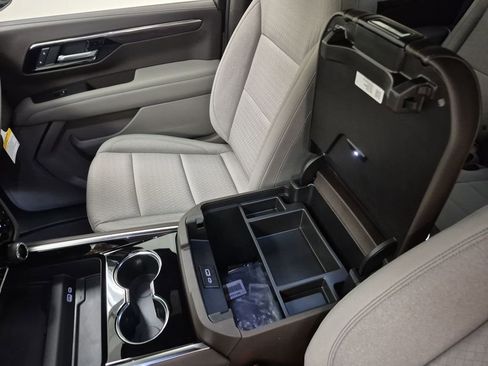 New 2026 Chevrolet Tahoe LS image 36