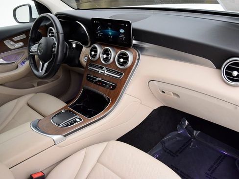 Used 2022 Mercedes-Benz GLC 300 image 15