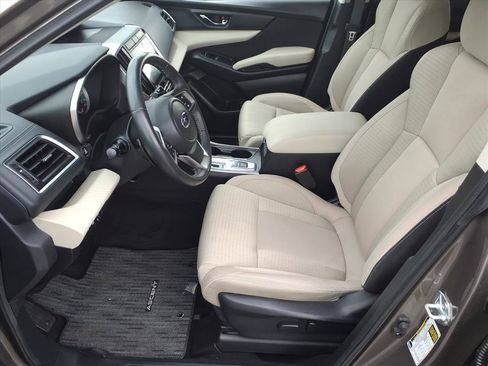 Used 2022 Subaru Ascent Premium w/ Convenience Package AWD/4WD image 12