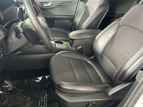 Used 2025 Ford Escape ST-Line w/ Equipment Group 301A FWD image 20