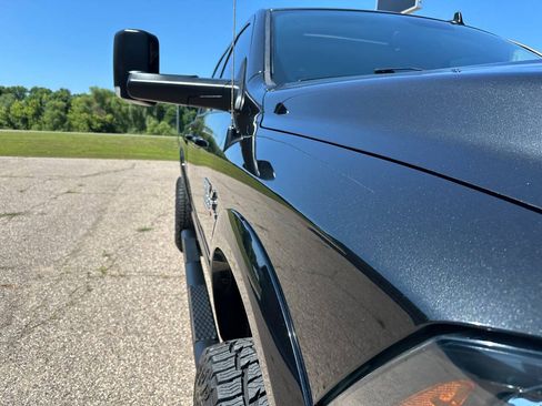 Used 2018 RAM 2500 Laramie w/ Sport Appearance Group AWD/4WD image 30