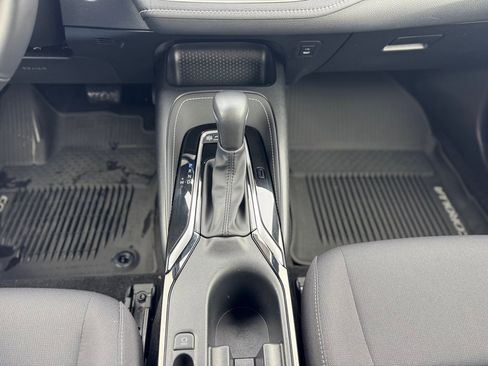 Used 2024 Toyota Corolla SE image 18
