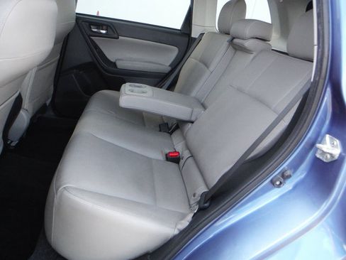 Used 2016 Subaru Forester 2.5i Limited AWD/4WD image 35