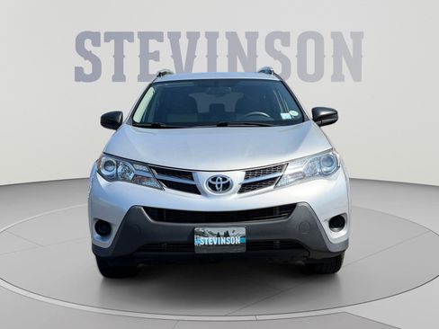 Used 2015 Toyota RAV4 LE AWD/4WD image 8
