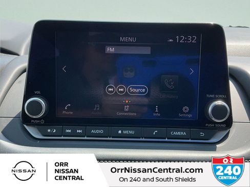 Used 2024 Nissan Rogue SV AWD/4WD image 22