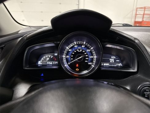 Used 2017 Toyota Yaris iA image 11