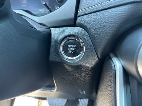Used 2024 Toyota RAV4 XLE FWD image 29