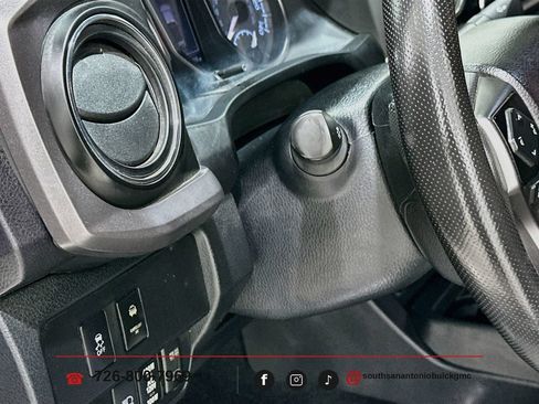 Used 2021 Toyota Tacoma TRD Off-Road w/ Technology Package AWD/4WD image 11