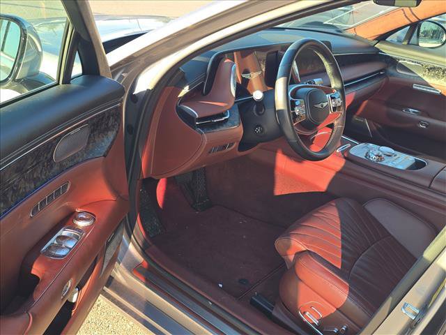 Used 2023 Genesis G90 3.5T AWD/4WD image 4