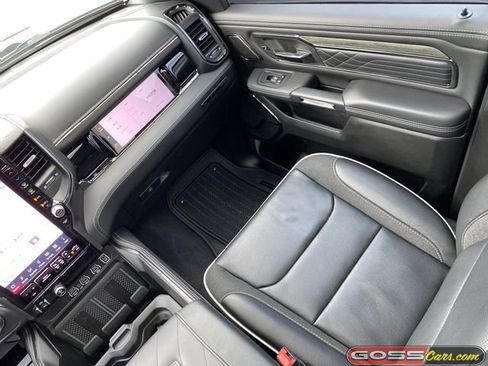 Used 2025 RAM 1500 Limited AWD/4WD image 18