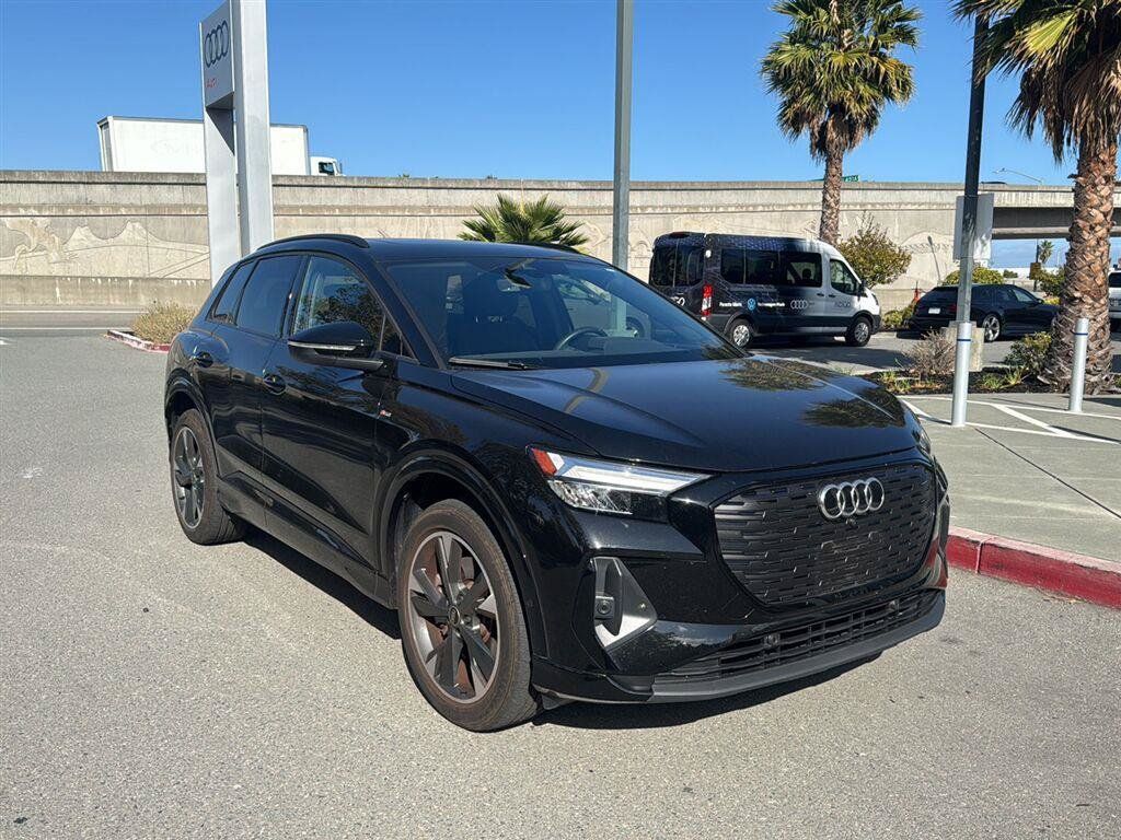 Used 2023 Audi Q4 e-tron Premium Plus AWD/4WD image 4