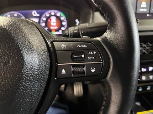 Used 2025 Honda Accord Sport image 25