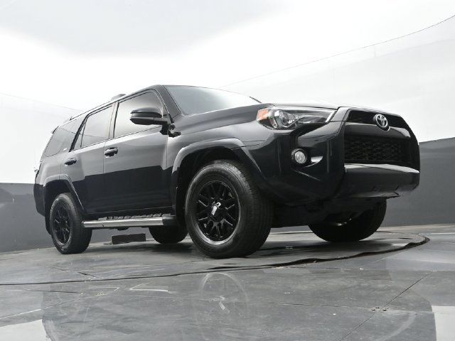 Used 2019 Toyota 4Runner SR5 RWD image 25