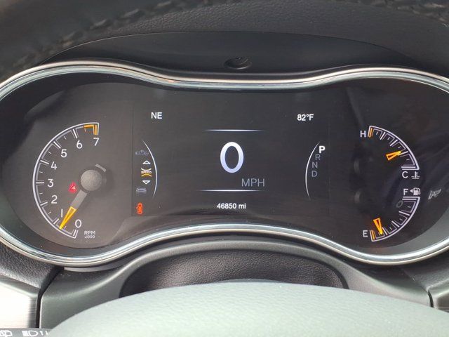 Used 2020 Jeep Grand Cherokee Altitude AWD/4WD image 23