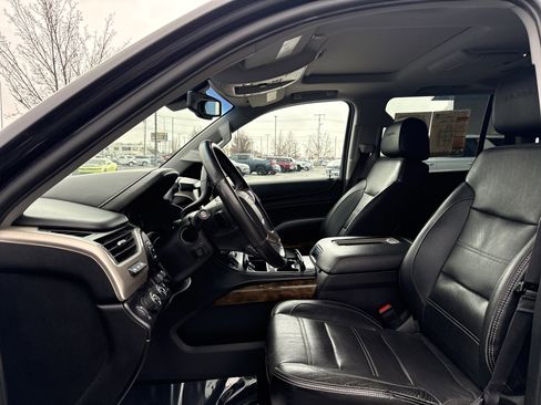 Used 2016 GMC Yukon Denali w/ Open Road Package image 12