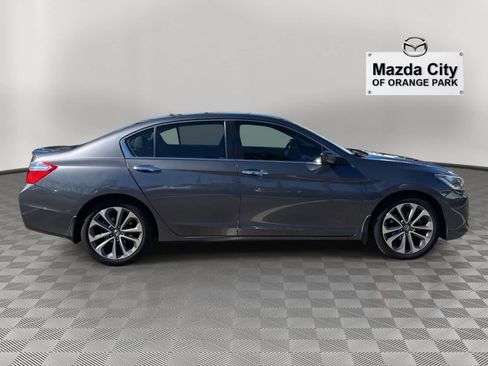 Used 2014 Honda Accord Sport image 4