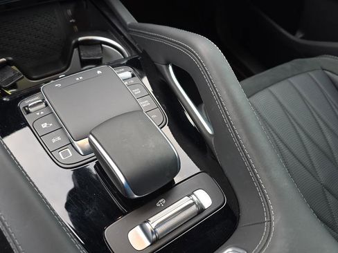 Used 2025 Mercedes-Benz GLS 63 AMG 4MATIC image 39