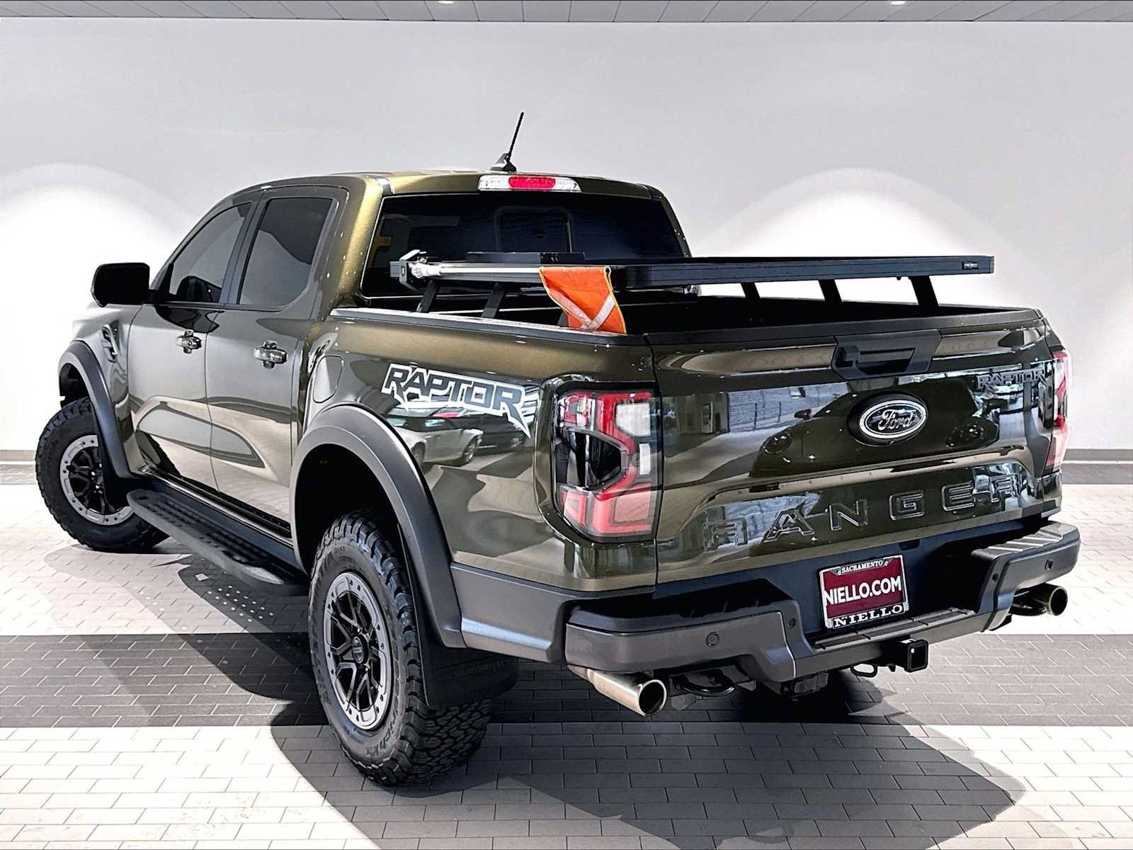 Used 2025 Ford Ranger Raptor AWD/4WD image 3