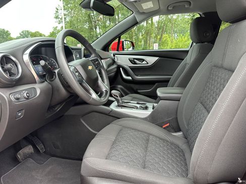 Used 2021 Chevrolet Blazer LT FWD image 14