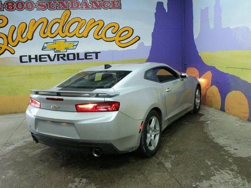 Used 2018 Chevrolet Camaro LT image 8