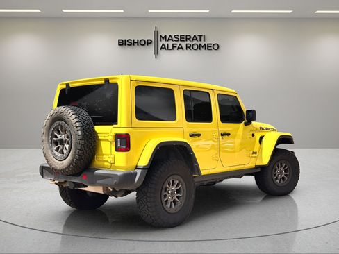 Used 2022 Jeep Wrangler Unlimited Rubicon w/ Trailer Tow Package AWD/4WD image 5
