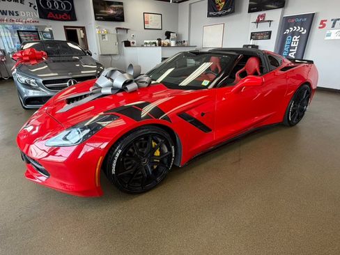Used 2014 Chevrolet Corvette Stingray Coupe RWD image 8