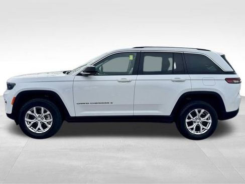 Used 2022 Jeep Grand Cherokee Limited image 5