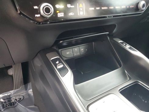 Certified 2025 Kia Sorento EX w/ EX Panoramic Sunroof Package image 20