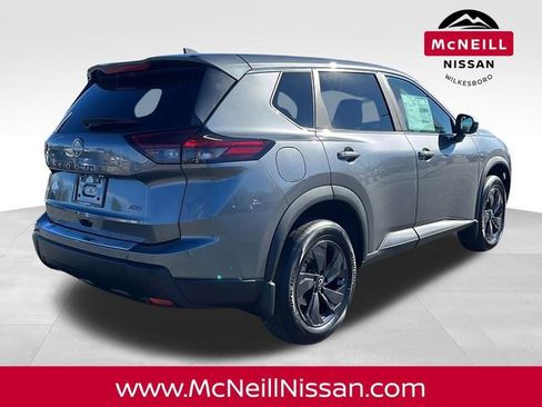 New 2026 Nissan Rogue SV w/ Cold Weather Package image 7