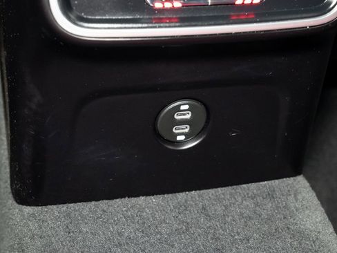 Used 2022 Porsche Macan AWD/4WD image 27