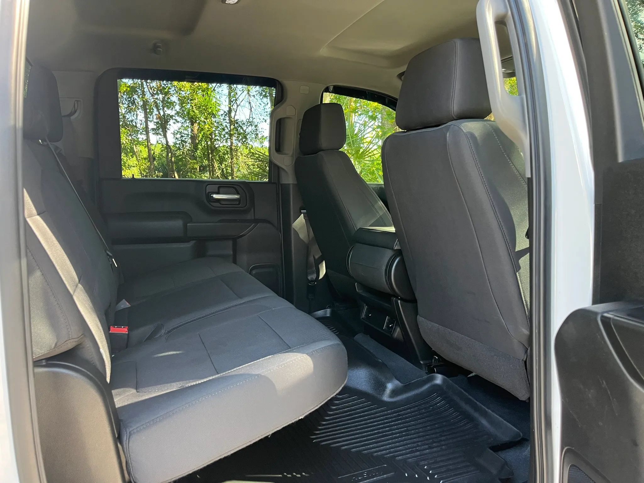 Used 2020 Chevrolet Silverado 2500 Custom w/ Custom Value Package AWD/4WD image 14