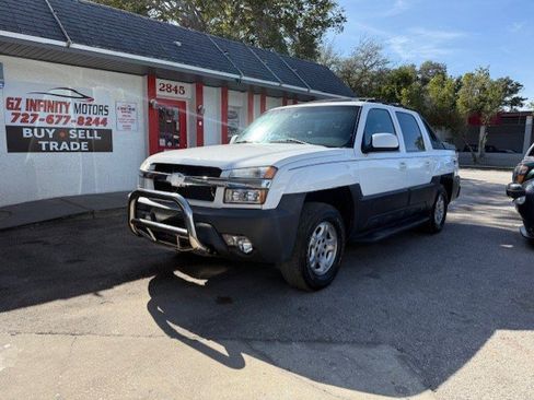 Used 2003 Chevrolet Avalanche 2WD image 1