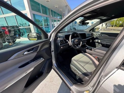 New 2026 Chevrolet Traverse LT w/ Driver Confidence Package image 10