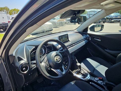 Used 2018 Toyota Yaris iA FWD image 10