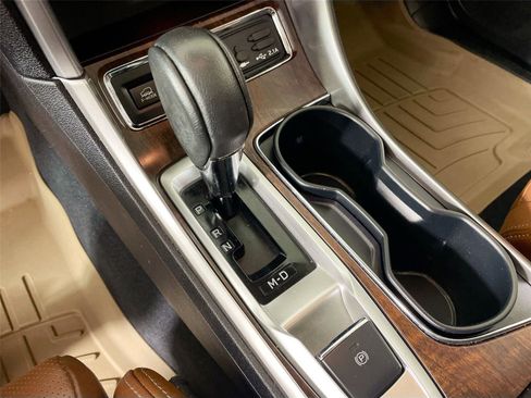 Used 2021 Subaru Ascent Touring image 19