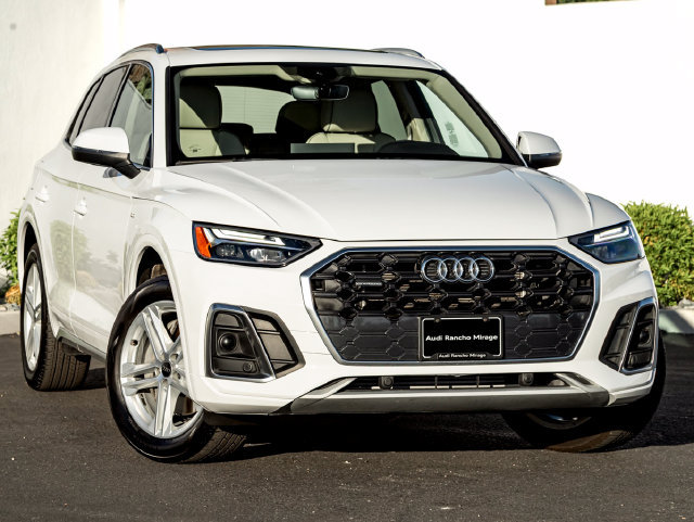 Used 2024 Audi Q5 e Premium AWD/4WD image 4